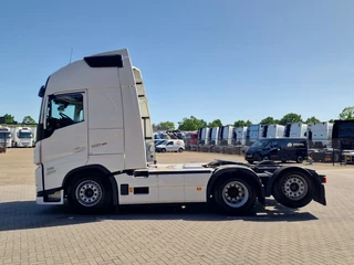 Volvo FH 13.500 Globetrotter XL 6x2 - Retarder - Full air - Leather - Camera
