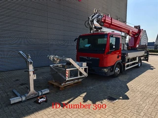 MAN TGL 7.190 Bocker AK 37 / 4000 Basket + Forks