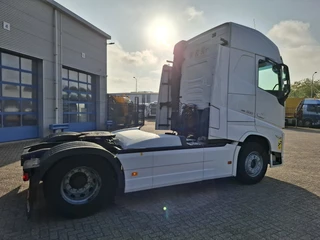 Volvo FH FH5-500 / VEB+ / 636978 KM / I-PARKCOOL / NB CHASSIS / DOUBLE TANK / FULL-SPOILER / 2XBED / FRIDGE / LWDS / AUTOMATIC / EURO-6 / 2021