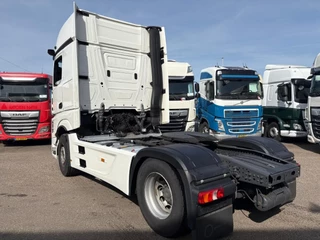 Mercedes-Benz Actros 1845 Gigaspace/Mirror Cam/Skirts/Night airco/