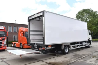 DAF CF 320 4x2 + CARRIER SUPRA 1150 - 274 TKM - WHEELBASE: 610 CM - DHOLLANDIA - ROLLING DOOR - TOP CONDITION -