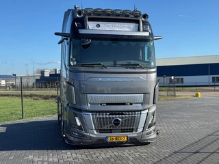 Volvo FH16 780 XL VOLLUCHT, VOL OPTIES, INTERIEUR, ALCOA, LEER, ALS NIEUW.