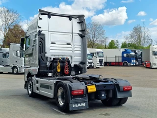 MAN TGX 18.510 XXL 4x2 - Retarder - Night clima - Full air - Alloy - 2x tank